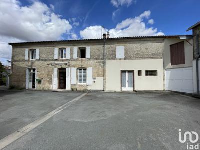 Vente maison 5 pièces 109 m² Brioux-sur-Boutonne (79170)