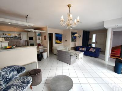 Vente maison 5 pièces 127 m² Saint-Hilaire-de-Riez (85270)