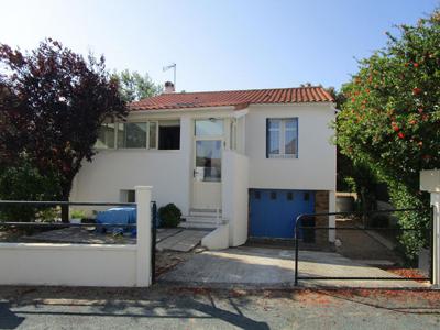 Vente maison 6 pièces 123 m² Longeville-sur-Mer (85560)