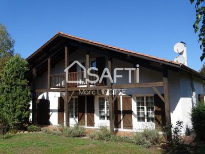 Vente maison 6 pièces 130 m² Mont-de-Marsan (40000)