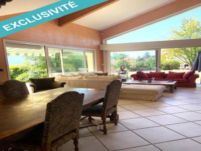 Vente maison 8 pièces 243 m² Saint-Ismier (38330)