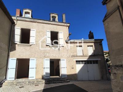 Vente maison 9 pièces 201 m² Chasseneuil-du-Poitou (86360)