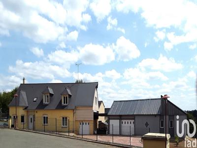 Vente maison 9 pièces 249 m² Fougerolles-du-Plessis (53190)