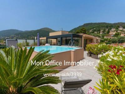 Appartement de 4 pièces de luxe en vente à Vence, Provence-Alpes-Côte d'Azur