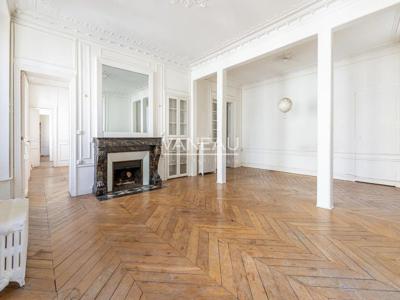 Appartement de luxe 3 chambres en vente à Provence-Opéra – Grands Boulevards, Paris, Île-de-France