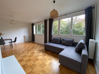 Location meublée appartement 4 pièces 69.31 m²