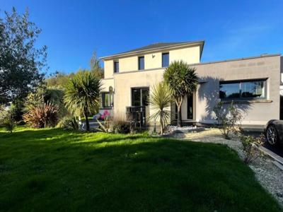6 room luxury House for sale in Dinan, Brittany