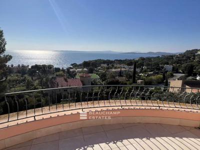 Villa de 8 pièces de luxe en vente Les Issambres, Provence-Alpes-Côte d'Azur