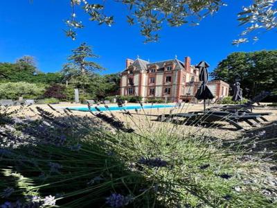 Luxury Villa for sale in Bourges, Centre