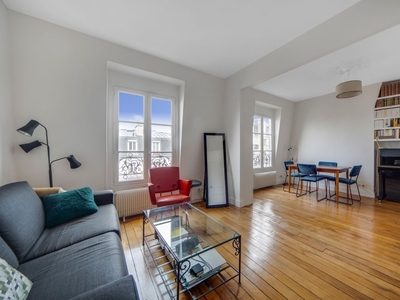 Appartement 3 pièces de 50 m² à Paris (75020)