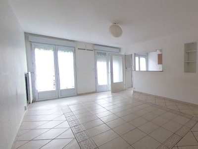 Appartement 3 pièces de 60 m² à Nantes (44300)