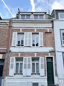 Maison 4 pièces de 105 m² à Amiens (80000)