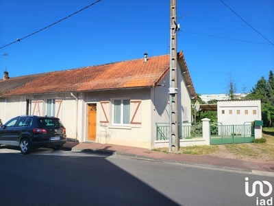 Maison 5 pièces de 85 m² à Châtellerault (86100)