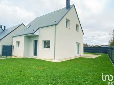 Maison 6 pièces de 95 m² à Cherbourg-en-Cotentin (50460)