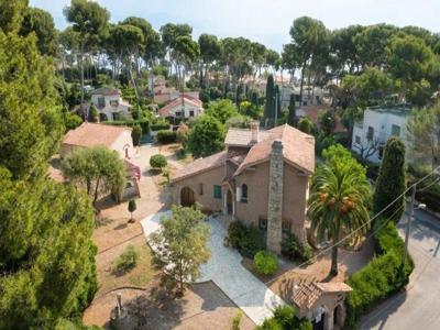 Villa de luxe de 3 pièces en vente Antibes, Provence-Alpes-Côte d'Azur