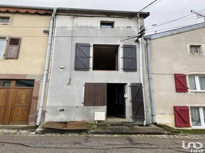 Maison 3 pièces de 51 m² à Vittel (88800)