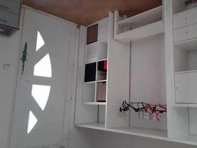 Grande chambre de 25m2 dans villa proche toulon