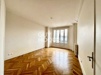 Location appartement 2 pièces 52.05 m²
