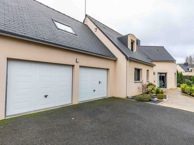 Vente maison 5 pièces 141.51 m²