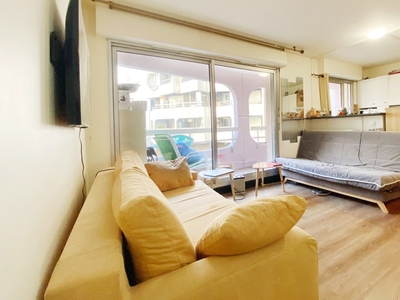 Appartement 2 pièces de 29 m² à Paris (75019)