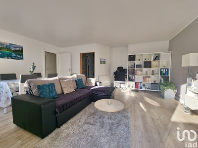 Appartement 3 pièces de 69 m² à Champs-sur-Marne (77420)