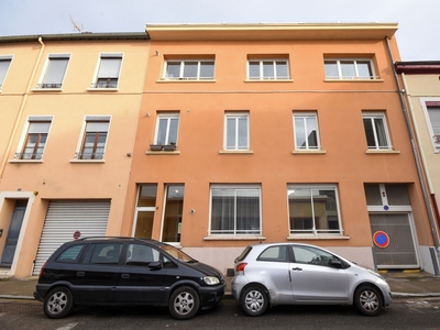 Appartement 3 pièces de 75 m² à Villeurbanne (69100)