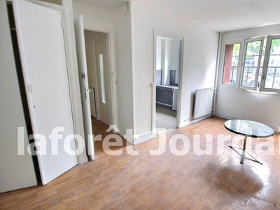 Appartement T2 Paris 20