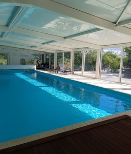 Gîte La Grange tout confort avec piscine chauffée, spa, sauna, hammam et salle de sport