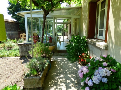 Maison en Ségala Tarnais aux portes de l'Aveyron avec jardin arboré et potager