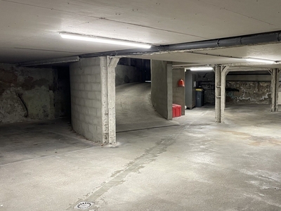 Parking/garage/box de 13 m² à Troyes (10000)