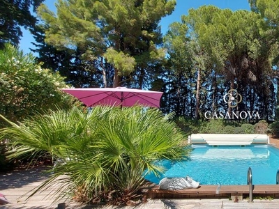 8 room luxury Villa for sale in Agde, France