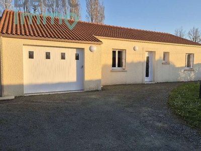 Vente maison 4 pièces 93 m² Coulombiers (86600)