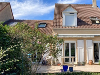 Vente maison 5 pièces 103 m² La Queue-en-Brie (94510)