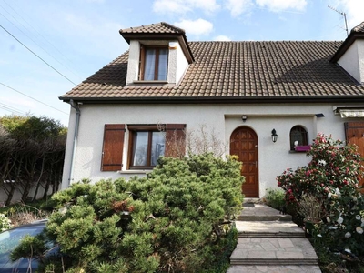 Vente maison 6 pièces 132 m² Chilly-Mazarin (91380)