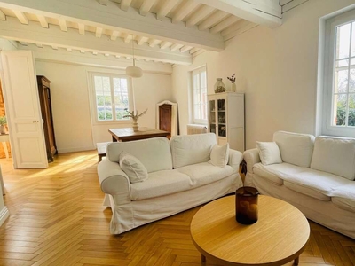 Vente maison 7 pièces 162 m² Aigues-Mortes (30220)