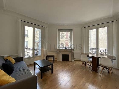 Appartement 1 chambre meublé avec ascenseur, cheminée et local à vélosPéreire (Paris 17°)
