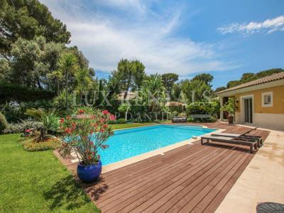 Villa de 5 pièces de luxe en vente Antibes, Provence-Alpes-Côte d'Azur