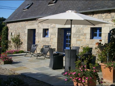 Maison pour 6 personnes, à 6 minutes plages, magnifique jardin, entre la côte de granit rose et la baie de Roscoff, Côtes d'Armor, Bretagne