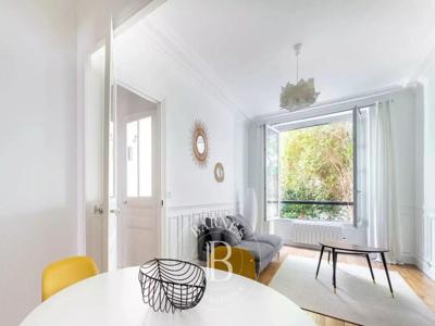 1 bedroom luxury Apartment for sale in Buttes-Chaumont, Villette, Bas Belleville, France