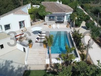 Villa de luxe de 7 pièces en vente Cuers, Provence-Alpes-Côte d'Azur