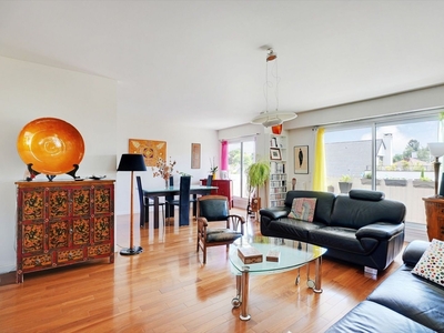 Appartement 4 pièces de 97 m² à Le Plessis-Robinson (92350)