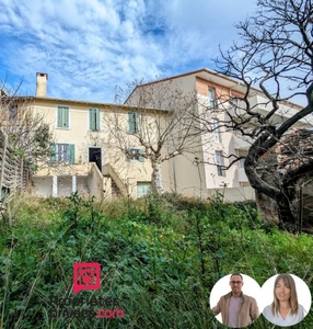 Maison de luxe de 5 pièces en vente à Fréjus, Provence-Alpes-Côte d'Azur