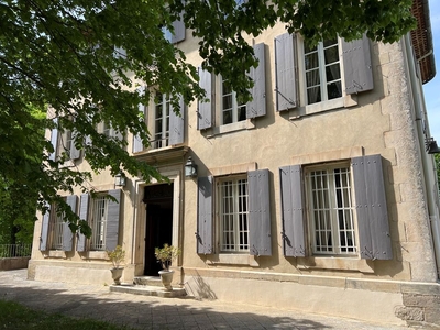 Maison de luxe de 8 chambres en vente à Apt, Provence-Alpes-Côte d'Azur