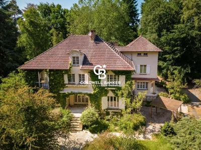 Maison de luxe de 15 pièces en vente à Barbizon, France