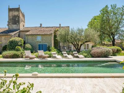 Luxury Villa for sale in Cabrières-d'Avignon, France