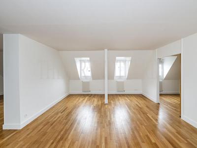 Location appartement 5 pièces 133 m²