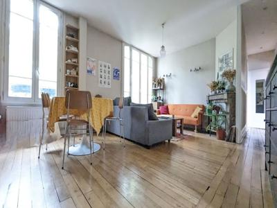 Location meublée appartement 5 pièces 159 m²