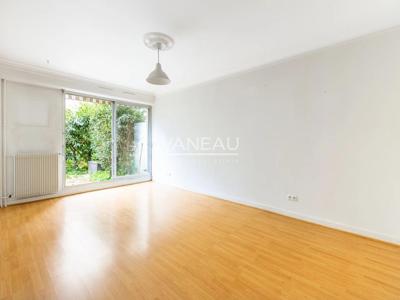 Appartement de luxe de 2 chambres en vente à Neuilly-sur-Seine, France