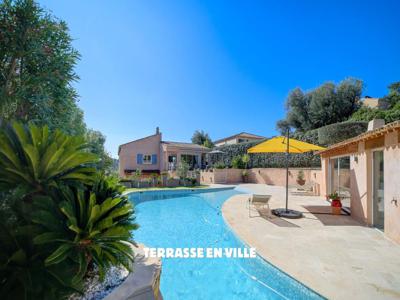 Maison de luxe de 192 m2 en vente Ceyreste, Provence-Alpes-Côte d'Azur