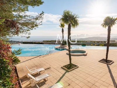 3 room luxury Flat for sale in Mougins, French Riviera